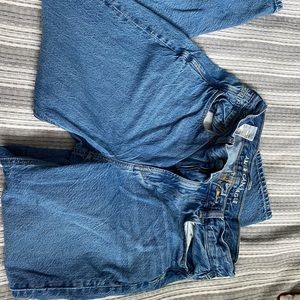 American Eagle Mom Jeans Size 4 Short